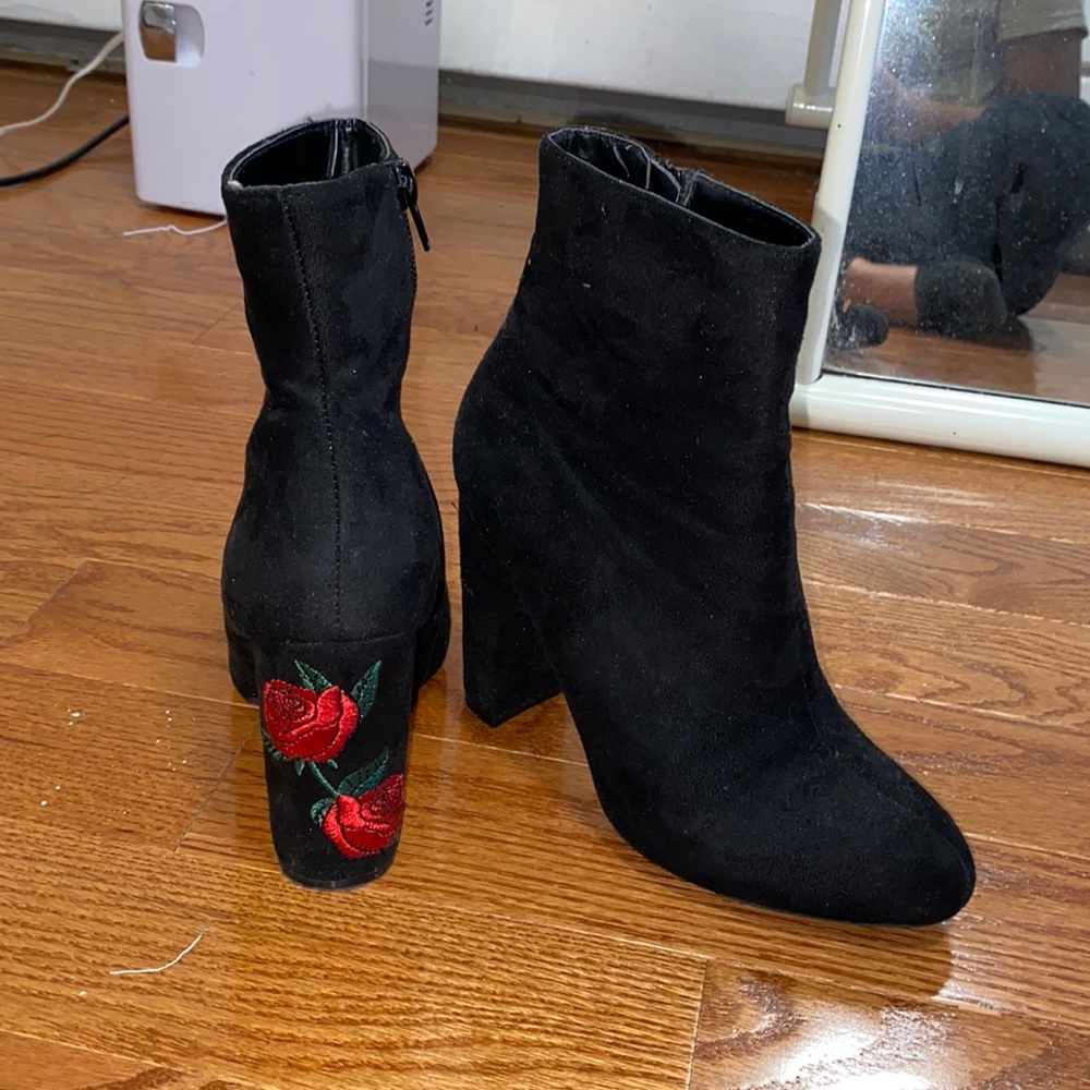 Rose heel black booties